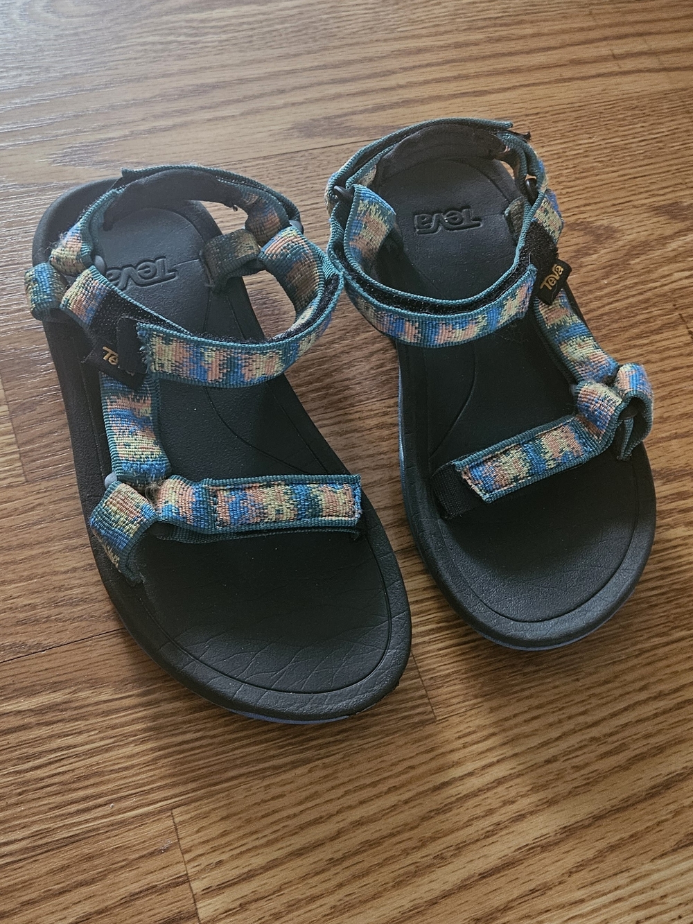 Teva Women’s Sandals with Multicolor Blue-Green Pattern